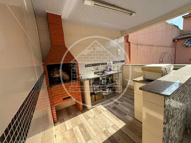 Casa com 504m² 4 quartos e 4 banheiros, à venda, no bairro Parque do Terceiro Lago em São Paulo