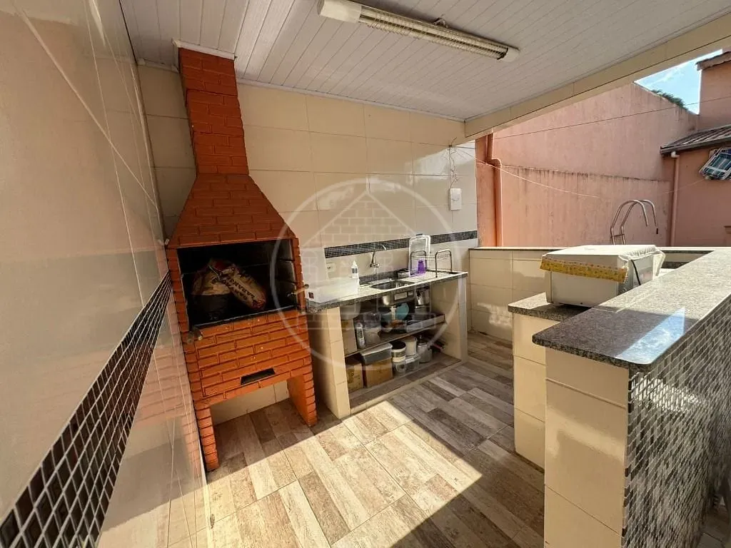 Casa, 4 quartos, 250 m² - Foto 2