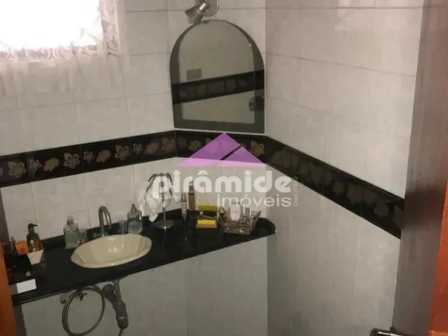 Casa com 10m² 3 quartos e 3 banheiros, à venda, no bairro Jardim Esplanada em São José Dos Campos