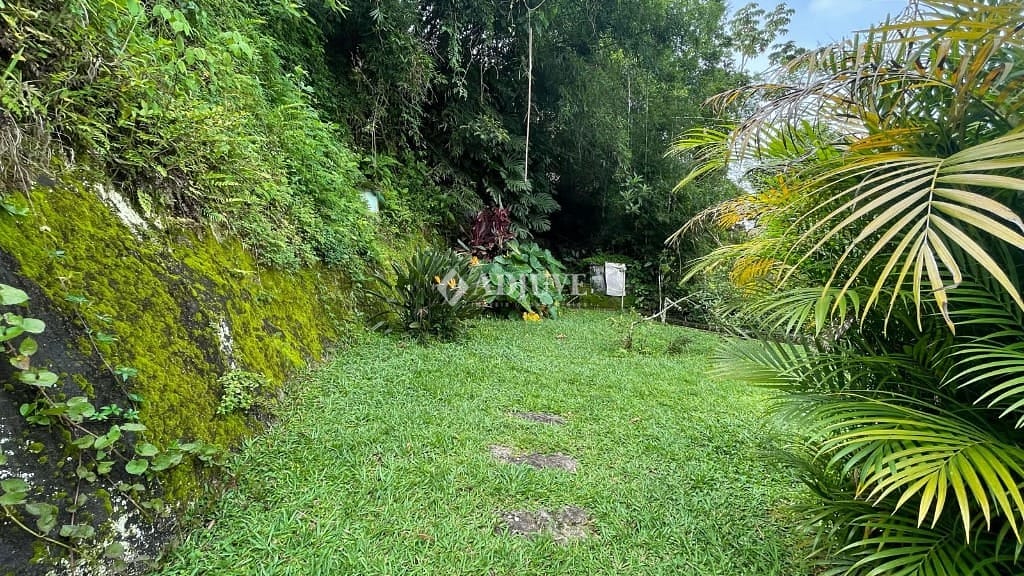 Casa à venda com 5 quartos, 200m² - Foto 17
