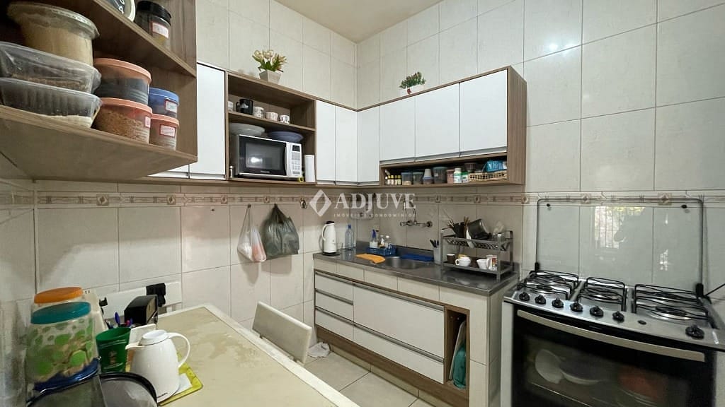 Casa à venda com 5 quartos, 200m² - Foto 5