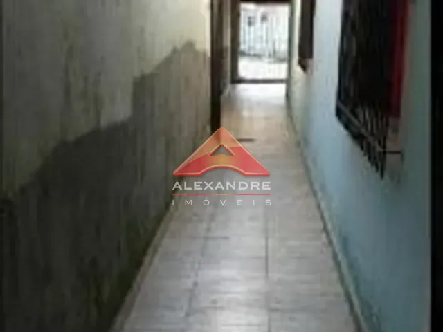 Casa com 250m² 3 quartos e 1 banheiro, à venda, no bairro Parque Nova Esperança em São José dos Campos