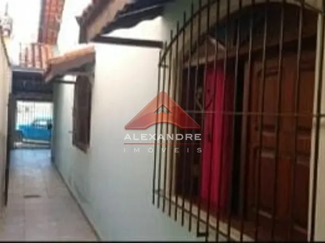Casa com 250m² 3 quartos e 1 banheiro, à venda, no bairro Parque Nova Esperança em São José dos Campos