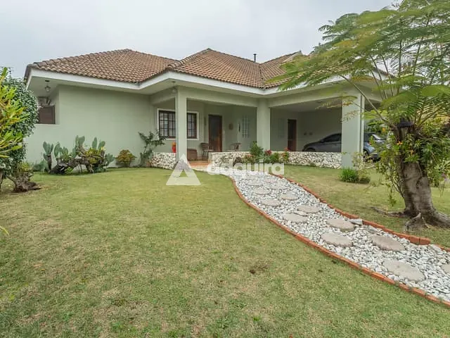 Casa com 880m² 4 quartos e 5 banheiros, à venda, no bairro Orfãs em Ponta Grossa
