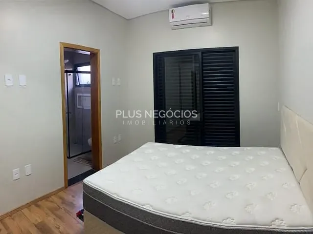 Casa com 282m² 3 quartos e 4 banheiros, à venda, no bairro Condomínio Villa dos Inglezes em Sorocaba