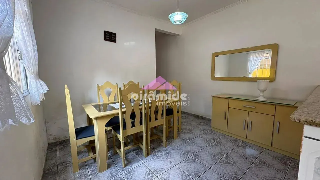 Casa, 3 quartos, 160 m² - Foto 2