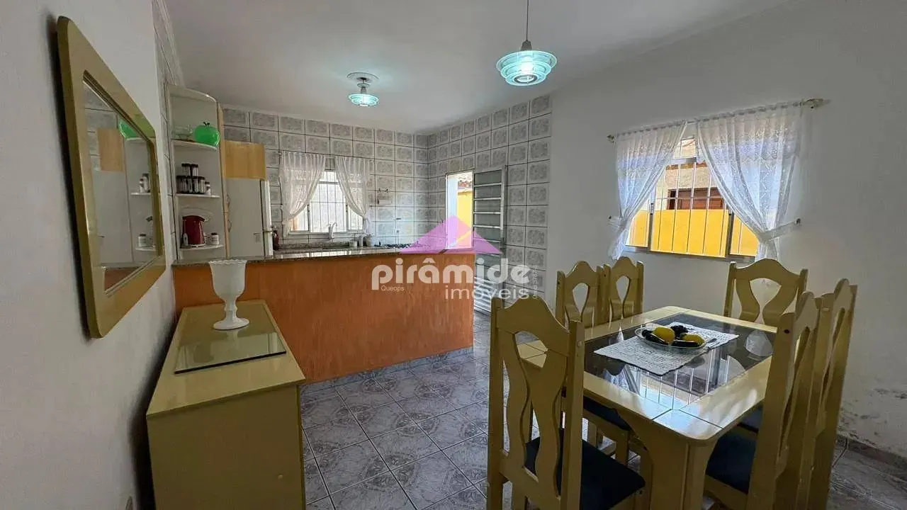 Casa, 3 quartos, 160 m² - Foto 3