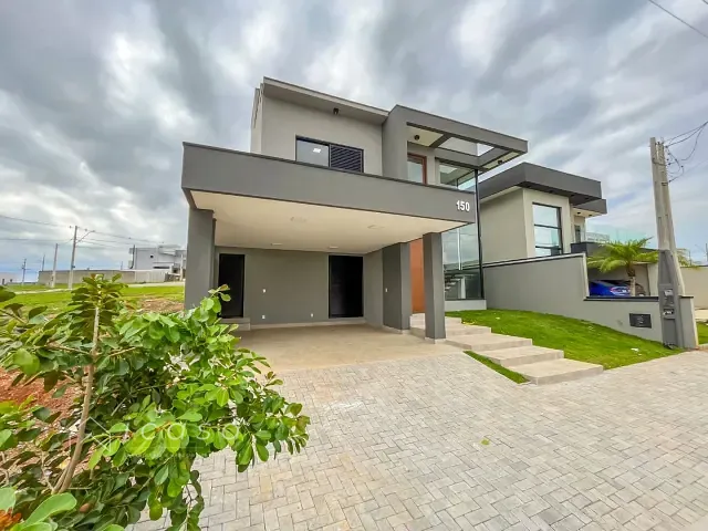 Casa com 250m² 3 quartos e 2 banheiros, à venda, no bairro da Floresta em São José dos Campos