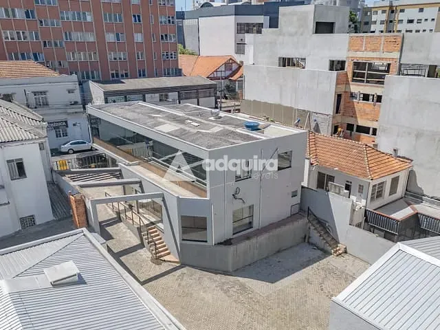 Casa para alugar, no bairro Centro em Ponta Grossa