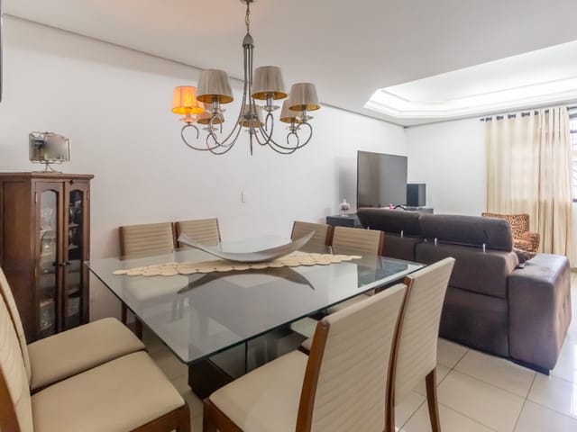 Casa com 204m² 4 quartos e 3 banheiros, à venda, no bairro Jardim Nosso Lar em São Paulo