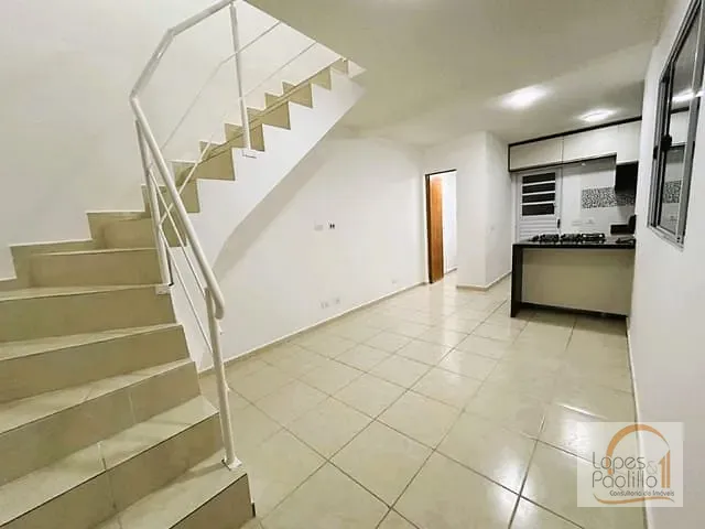 Casa com 90m² 2 quartos e 2 banheiros, à venda ou para alugar, no bairro Jardim Santo Antônio em Atibaia