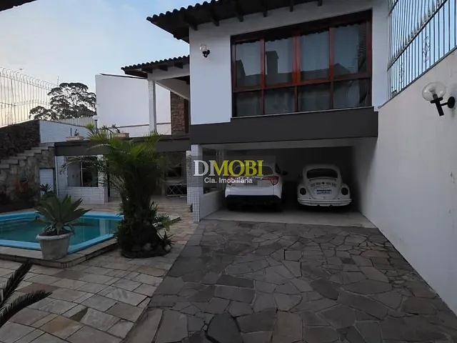Casa 4 quartos e 4 banheiros, à venda ou para alugar, no bairro Vila Eunice Nova em Cachoeirinha