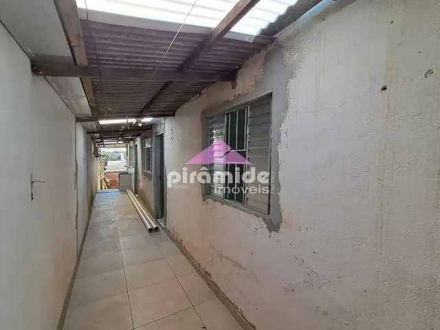 Casa com 10m² 2 quartos e 1 banheiro, para alugar, no bairro Jardim Colonial em São José Dos Campos