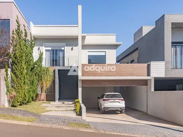 Casa com 300m² 3 quartos e 4 banheiros, à venda, no bairro Colônia Dona Luíza em Ponta Grossa