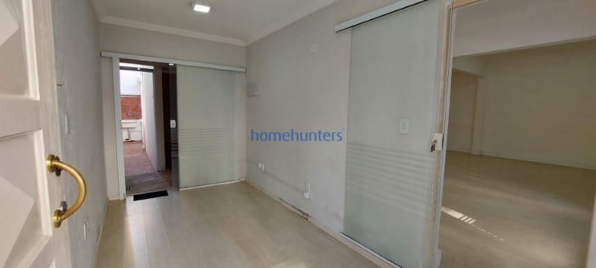 Casa para alugar com 1 quarto, 150m² - Foto 30