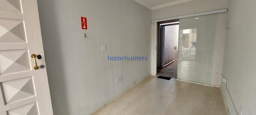 Casa para alugar com 1 quarto, 150m² - Foto 2