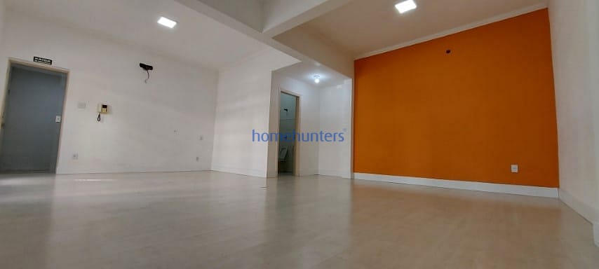 Casa para alugar com 1 quarto, 150m² - Foto 5