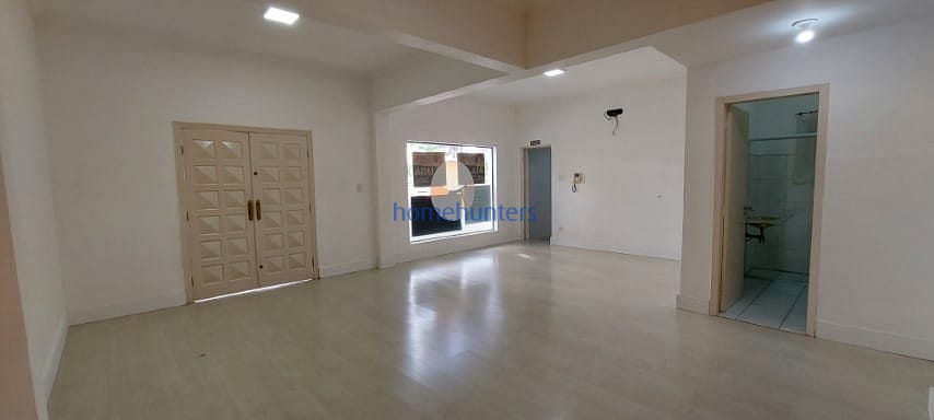 Casa para alugar com 1 quarto, 150m² - Foto 7