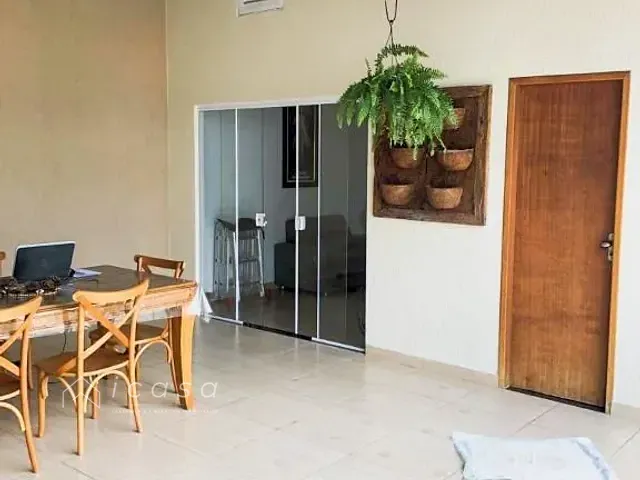 Casa com 450m² 3 quartos e 3 banheiros, à venda, no bairro Jardim Ana Rosa em Taubaté