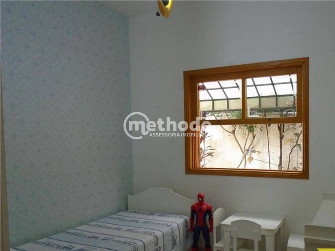 Casa, 3 quartos, 270 m² - Foto 11