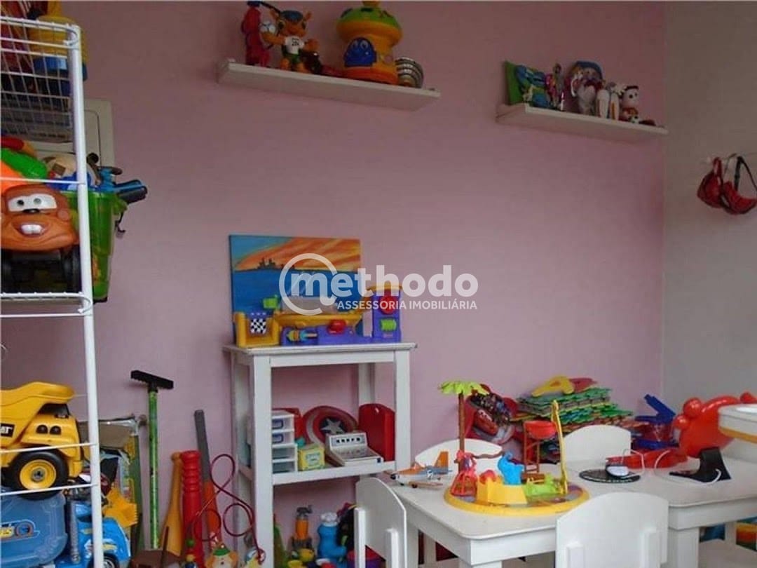 Casa, 3 quartos, 270 m² - Foto 24