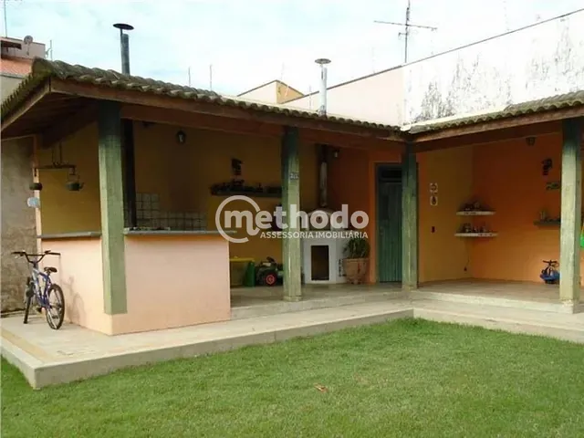 Casa com 635m² 3 quartos e 2 banheiros, à venda, no bairro Vila José Kallil Aun em Cosmópolis
