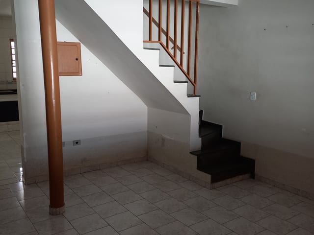 Casa 3 quartos e 2 banheiros, à venda, no bairro Jardim Boa Vista em Pindamonhangaba