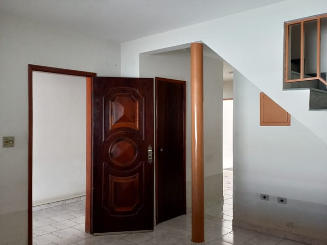 Casa 3 quartos e 2 banheiros, à venda, no bairro Jardim Boa Vista em Pindamonhangaba