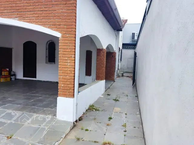 Casa com 225m² 3 quartos e 1 banheiro, à venda, no bairro Bosque dos Eucaliptos em São José dos Campos