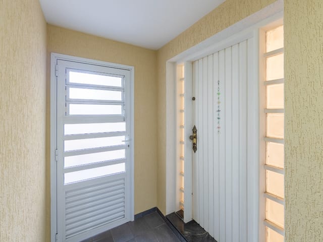 Foto do Casa - Casa para venda em Jardim Brasil (Zona Sul) com 4 quartos, sendo 1 suíte , 214m² | Lares e Andares Imóveis