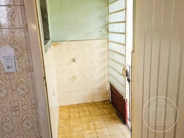 Casa com 300m² 2 quartos e 3 banheiros, à venda, no bairro Jardim Marabá em São Paulo