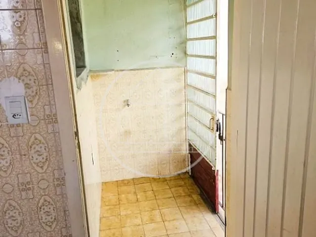 Casa com 300m² 2 quartos e 3 banheiros, à venda, no bairro Jardim Marabá em São Paulo