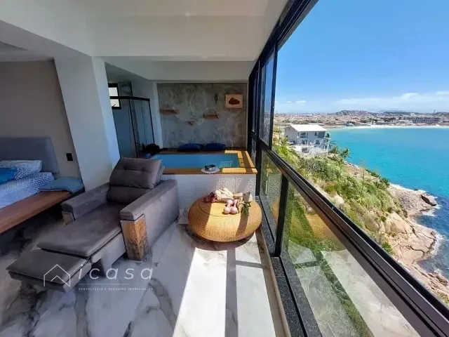 Casa com 5000m² 3 quartos e 4 banheiros, à venda, no bairro Pontal do Atalaia em Arraial do Cabo