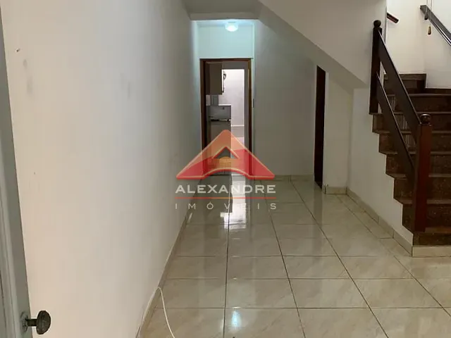 Casa com 125m² 3 quartos e 2 banheiros, à venda, no bairro Jardim Ismênia em São José dos Campos