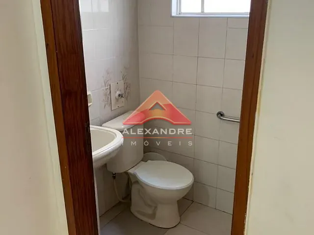 Casa com 125m² 3 quartos e 2 banheiros, à venda, no bairro Jardim Ismênia em São José dos Campos