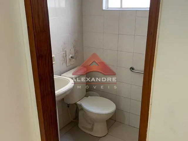 Casa com 125m² 3 quartos e 2 banheiros, à venda, no bairro Jardim Ismênia em São José dos Campos