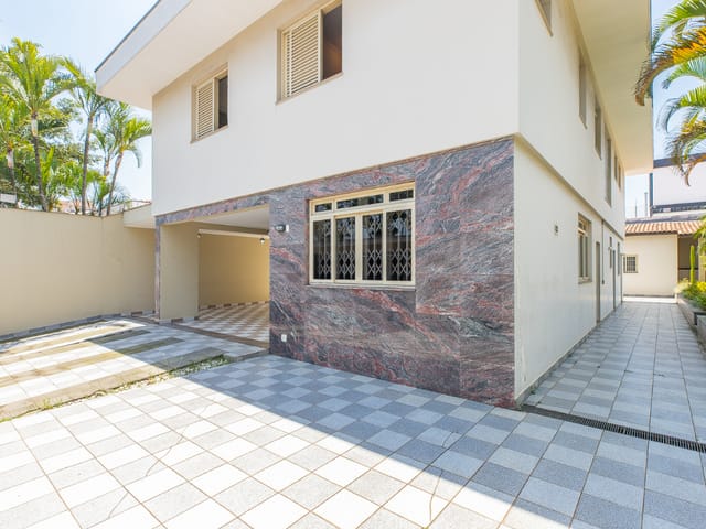 Casa com 720m² 4 quartos e 5 banheiros, à venda, no bairro Planalto Paulista em São Paulo