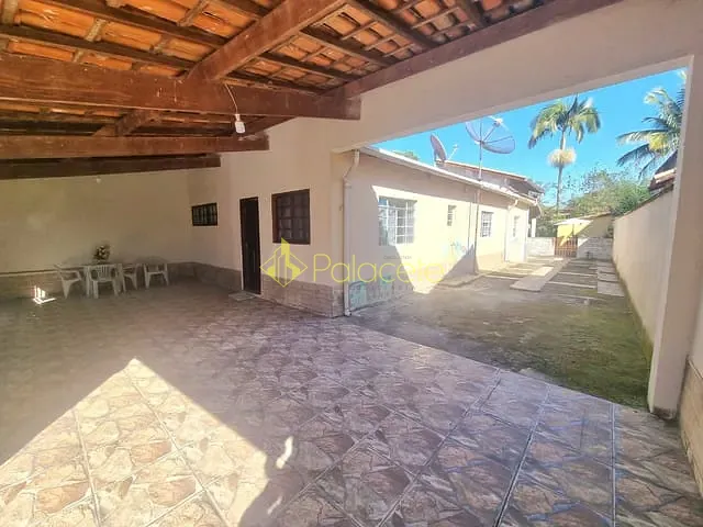 Casa com 380m² 3 quartos e 1 banheiro, à venda, no bairro Pedro Leme em Roseira