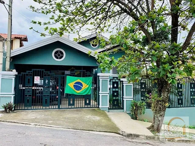 Casa com 360m² 3 quartos e 2 banheiros, à venda, no bairro Cidade Satélite em Atibaia