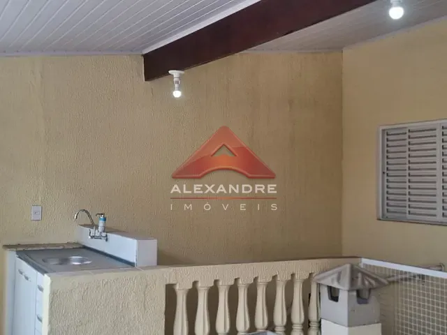 Casa com 150m² 3 quartos e 5 banheiros, à venda, no bairro Campos de São José em São José dos Campos