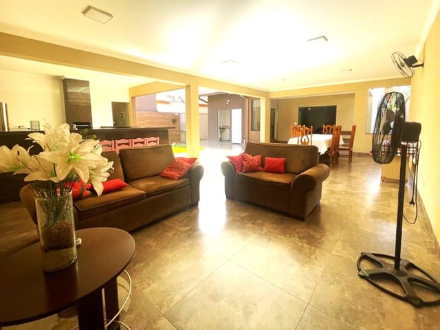 Foto do Casa - Casa no condomínio Condomínio Residencial Haras Country Village para venda com 3 quartos, sendo 1 suíte, 382m² | Lares e Andares Imóveis