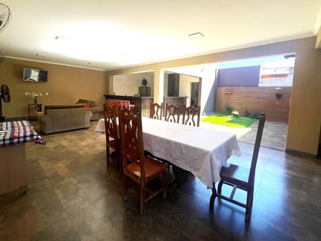 Foto do Casa - Casa no condomínio Condomínio Residencial Haras Country Village para venda com 3 quartos, sendo 1 suíte, 382m² | Lares e Andares Imóveis