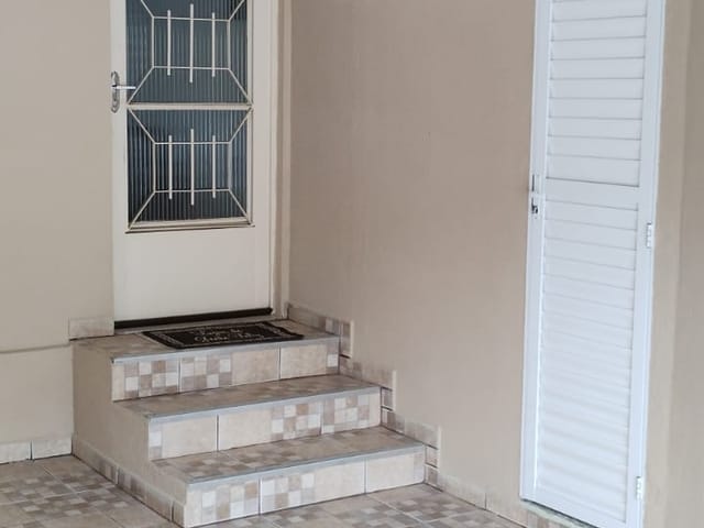Casa com 212m² 2 quartos e 3 banheiros, à venda, no bairro Residencial Estoril em Taubaté
