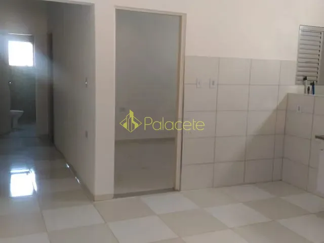 Casa com 212m² 2 quartos e 3 banheiros, à venda, no bairro Residencial Estoril em Taubaté