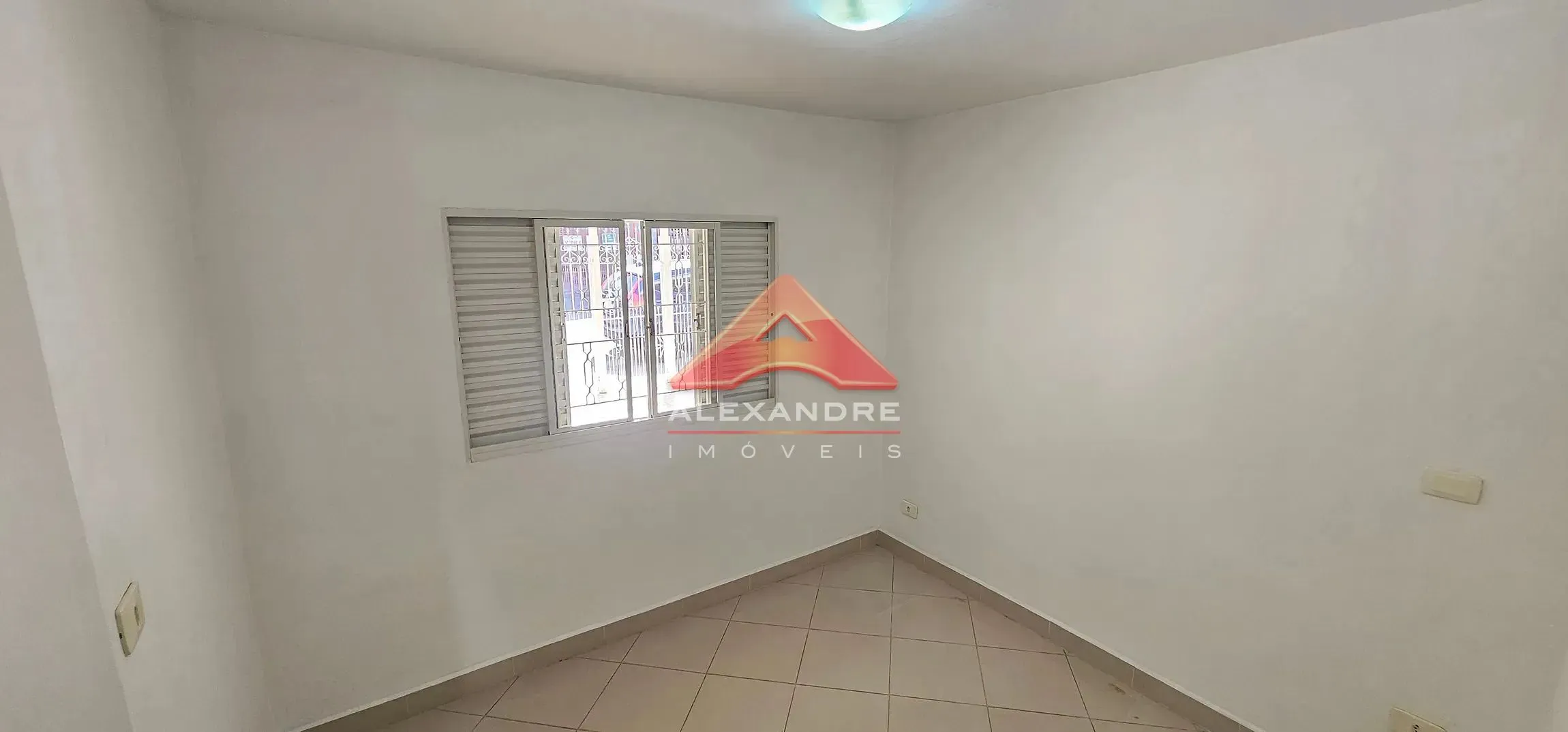 Casa, 3 quartos, 211 m² - Foto 3