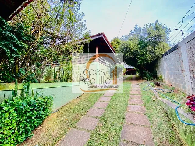 Casa com 800m² 3 quartos e 3 banheiros, à venda, no bairro Jardim dos Pinheiros em Atibaia