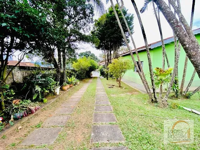 Casa com 800m² 3 quartos e 3 banheiros, à venda, no bairro Jardim dos Pinheiros em Atibaia