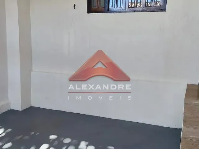 Casa com 10m² 3 quartos e 1 banheiro, para alugar, no bairro Jardim Bela Vista em São José Dos Campos