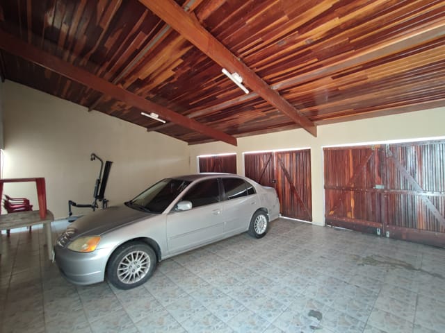 Casa com 190m² 2 quartos e 1 banheiro, à venda, no bairro Residencial Vale das Acácias em Pindamonhangaba