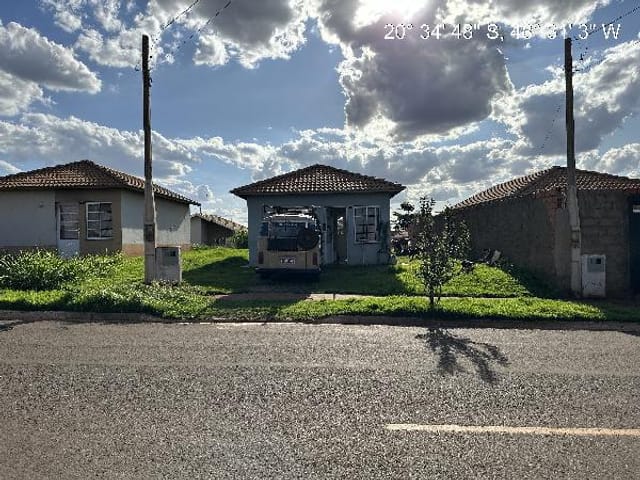 Foto do Casa - Casa à venda 2 Quartos, 2 Vagas, 10M², CONJUNTO HABITACIONAL VIDA NOVA, BARRETOS - SP | Imobiliária Compare